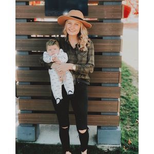 Meet your Posher, Kalayna